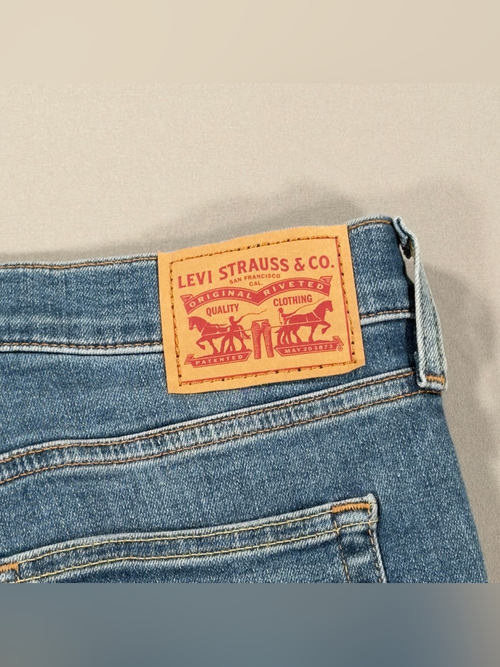 Levi's 720 High Rise Super Skinny 30x28 (Fits 30x27) Medium Wash Stretch Denim - Picture 9 of 13